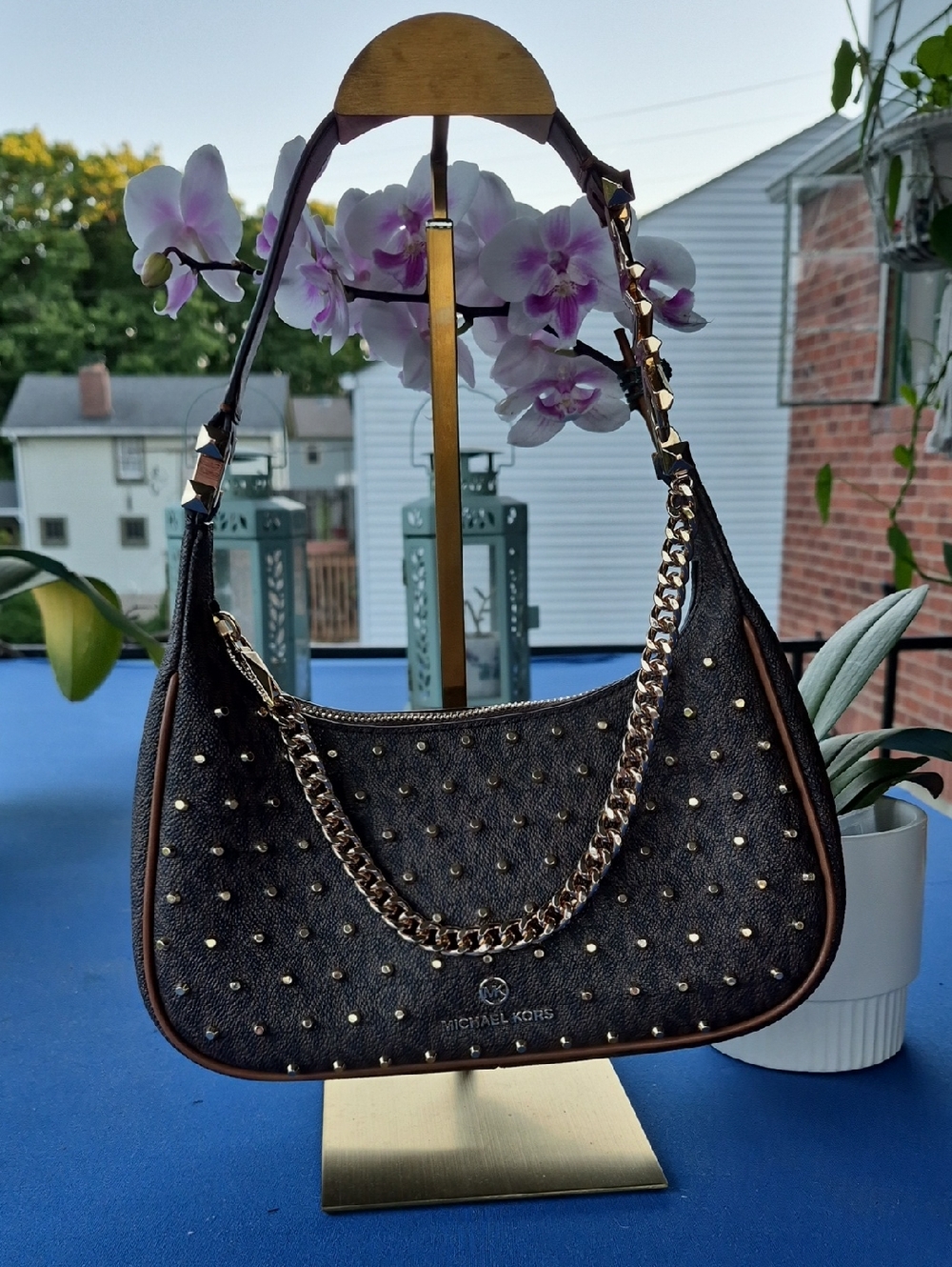 MICHAEL KORS ⭐️ PIPER ⭐️ STUDDED LEATHER SHOULDER POUCHETTE ⭐️ NWoT ⭐️ $198 R